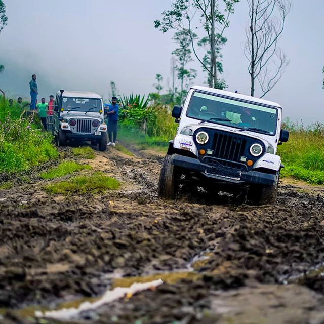 kanthaloor jeep safari